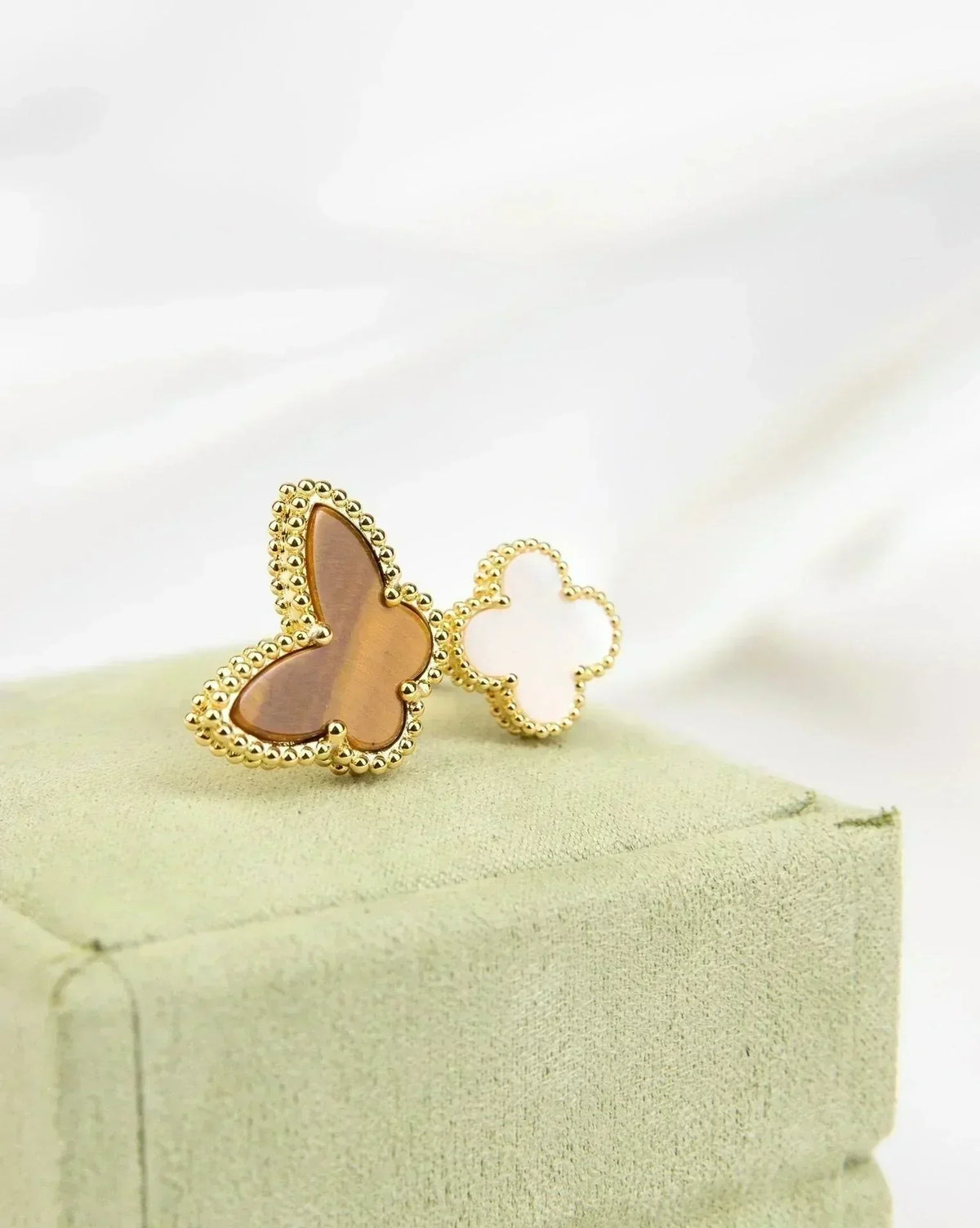 [⭐Novea]LUCKY BETWEEN THE FINGER RING