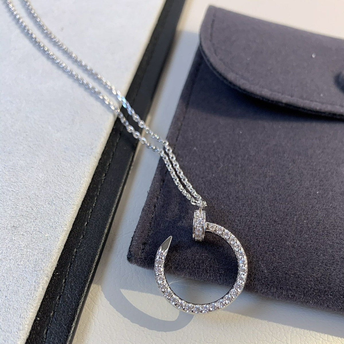 [⭐Novea]JUSTE NECKLACE SILVER DIAMONDS
