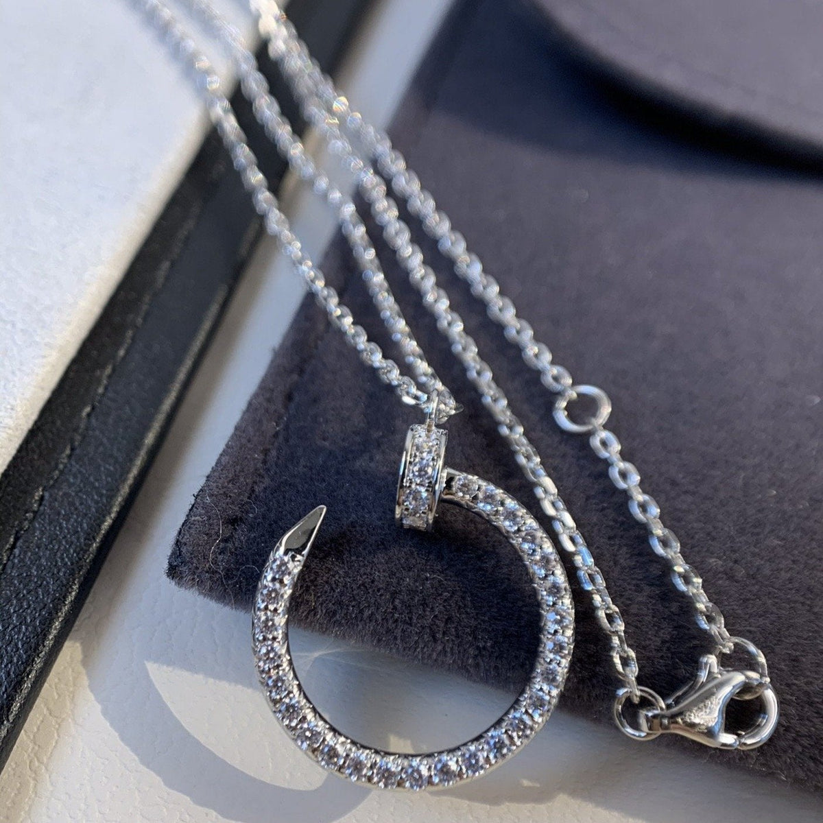 [⭐Novea]JUSTE NECKLACE SILVER DIAMONDS