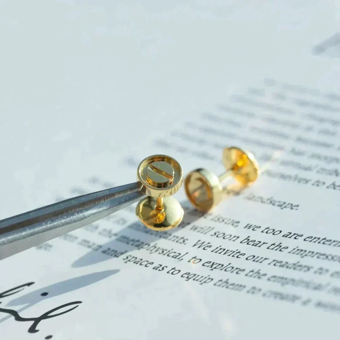 [⭐Novea]LOVE EARRINGS GOLD 10MM