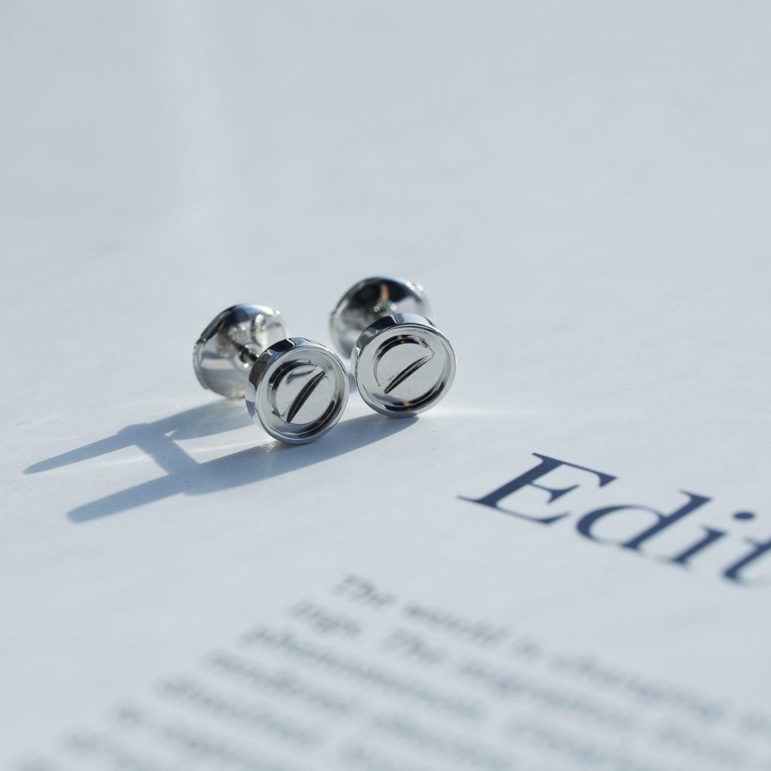 [⭐Novea]LOVE EARRINGS SILVER 10MM
