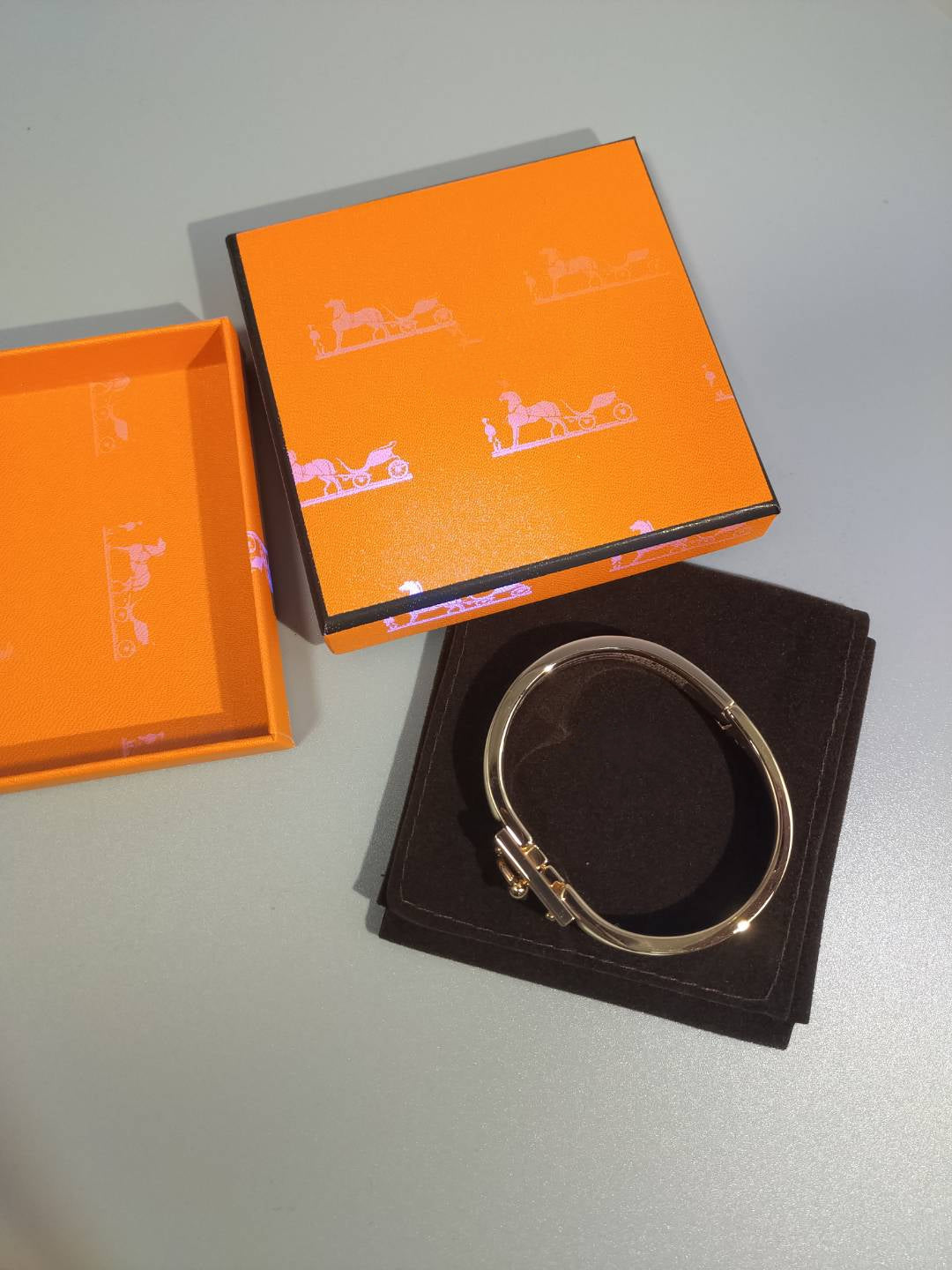 [⭐Novea]H ORANGE BRACELET