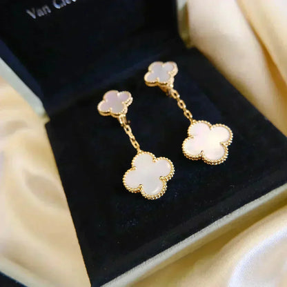 [⭐Novea]CLOVER 2 MOTIF WHITE MOP EARRINGS