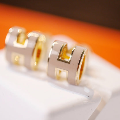 [⭐Novea]MINI POP H GOLD EARRINGS GREY