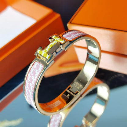 [⭐Novea]H HORSE BRACELET 12MM