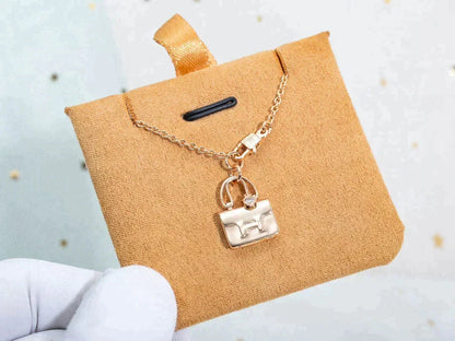 [⭐Novea]AMULETTE PEDANT ROSE GOLD NECKLACE