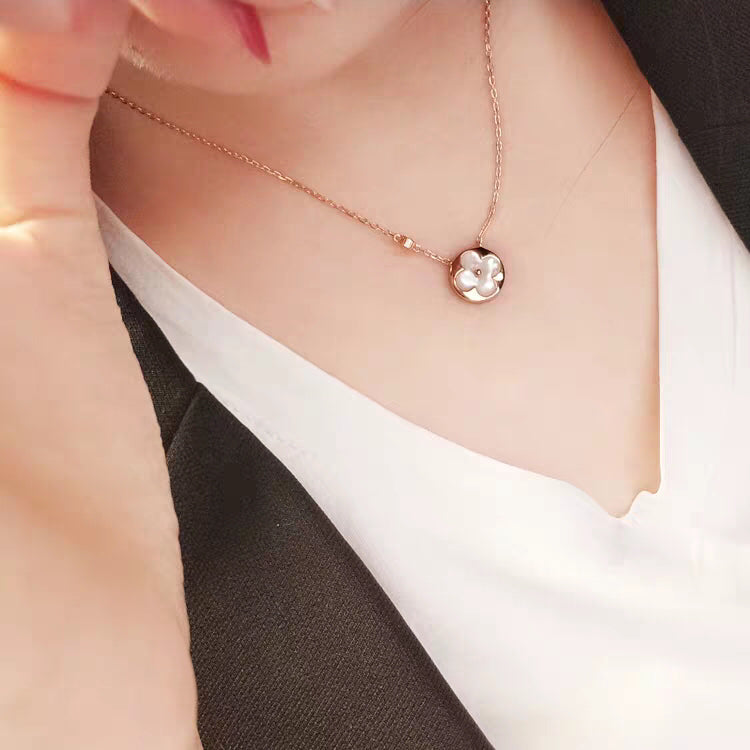 [⭐Novea]SUN MOP GOLD 1 DIAMOND NECKLACE