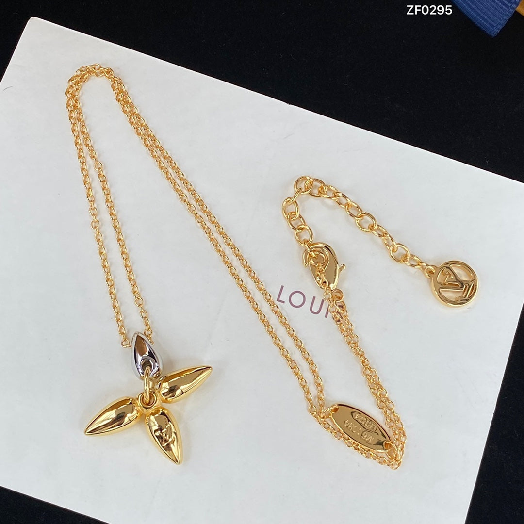 [⭐Novea]LOUISETTE PEDANT GOLD NECKLACE
