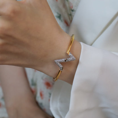 [⭐Novea]VOLTE UPSITE DOWN GOLD DIAMOND BRACELET