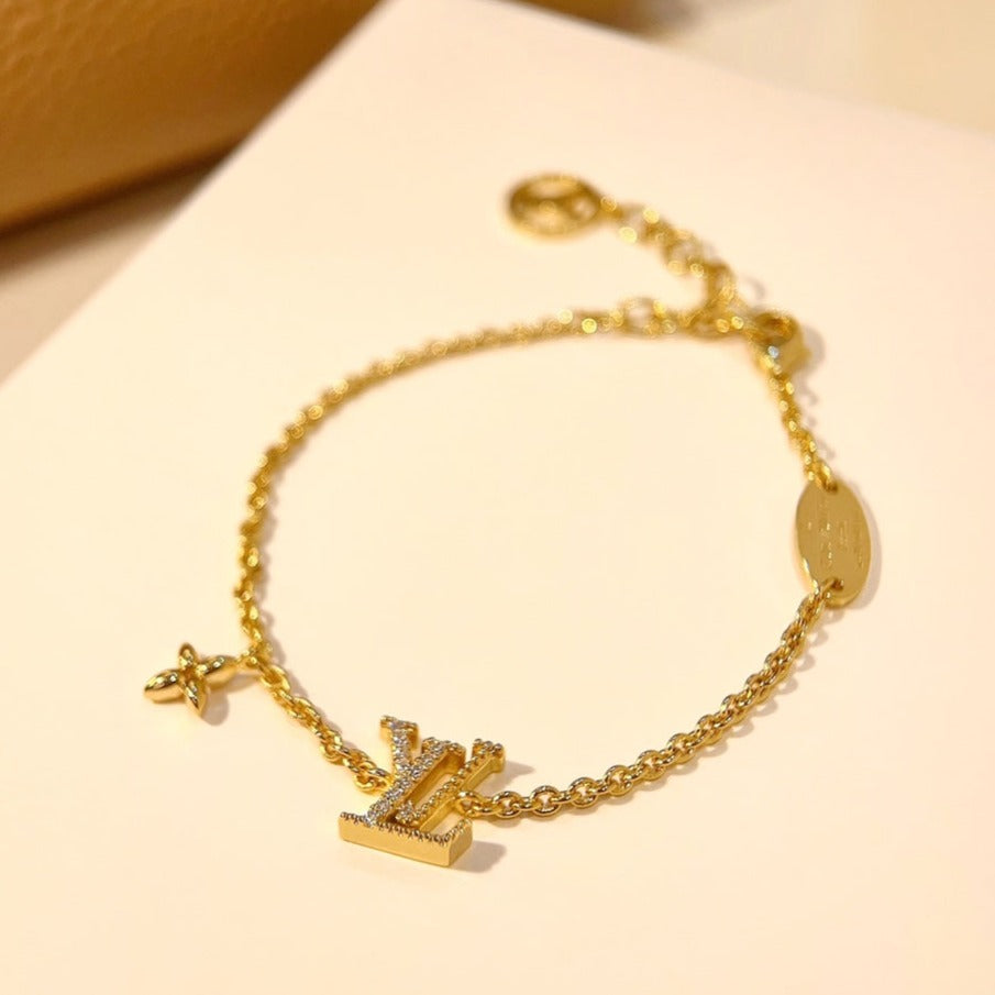 [⭐Novea]LOGO STAR MOTIF GOLD BRACELET