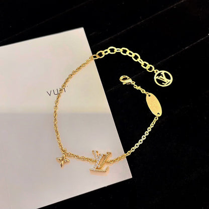 [⭐Novea]LOGO STAR MOTIF GOLD BRACELET