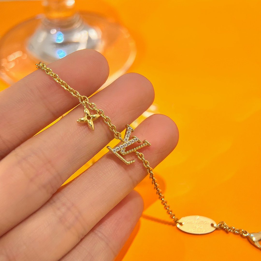 [⭐Novea]LOGO STAR MOTIF GOLD BRACELET