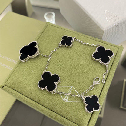 [⭐Novea]CLOVER 5 MOTIFS SIVLER ONYX BRACELET