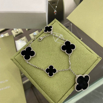 [⭐Novea]CLOVER 5 MOTIFS SIVLER ONYX BRACELET