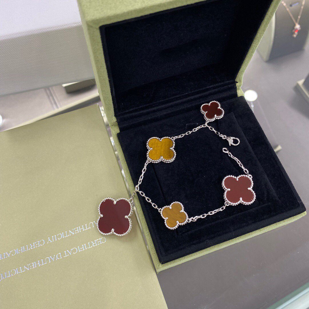 [⭐Novea]CLOVER 5 MOTIFS SIVLER CARNELIAN TIGER EYE BRACELET