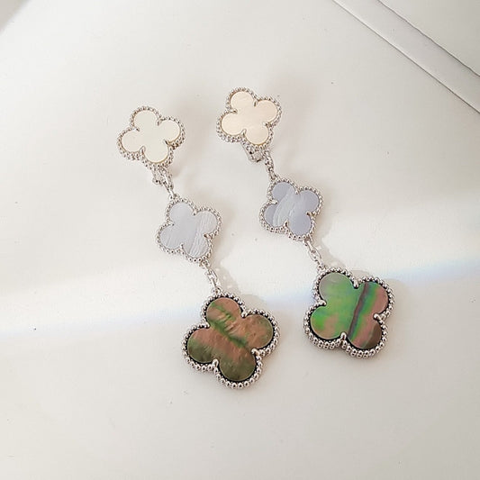 [⭐Novea]CLOVER 3 MOTIFS CHALCEDONY DARK MOP SILVER EARRINGS