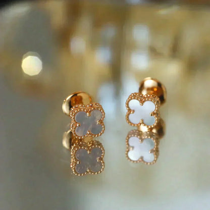 [⭐Novea]CLOVER MINI 9.5MM WHITE MOP EARRINGS
