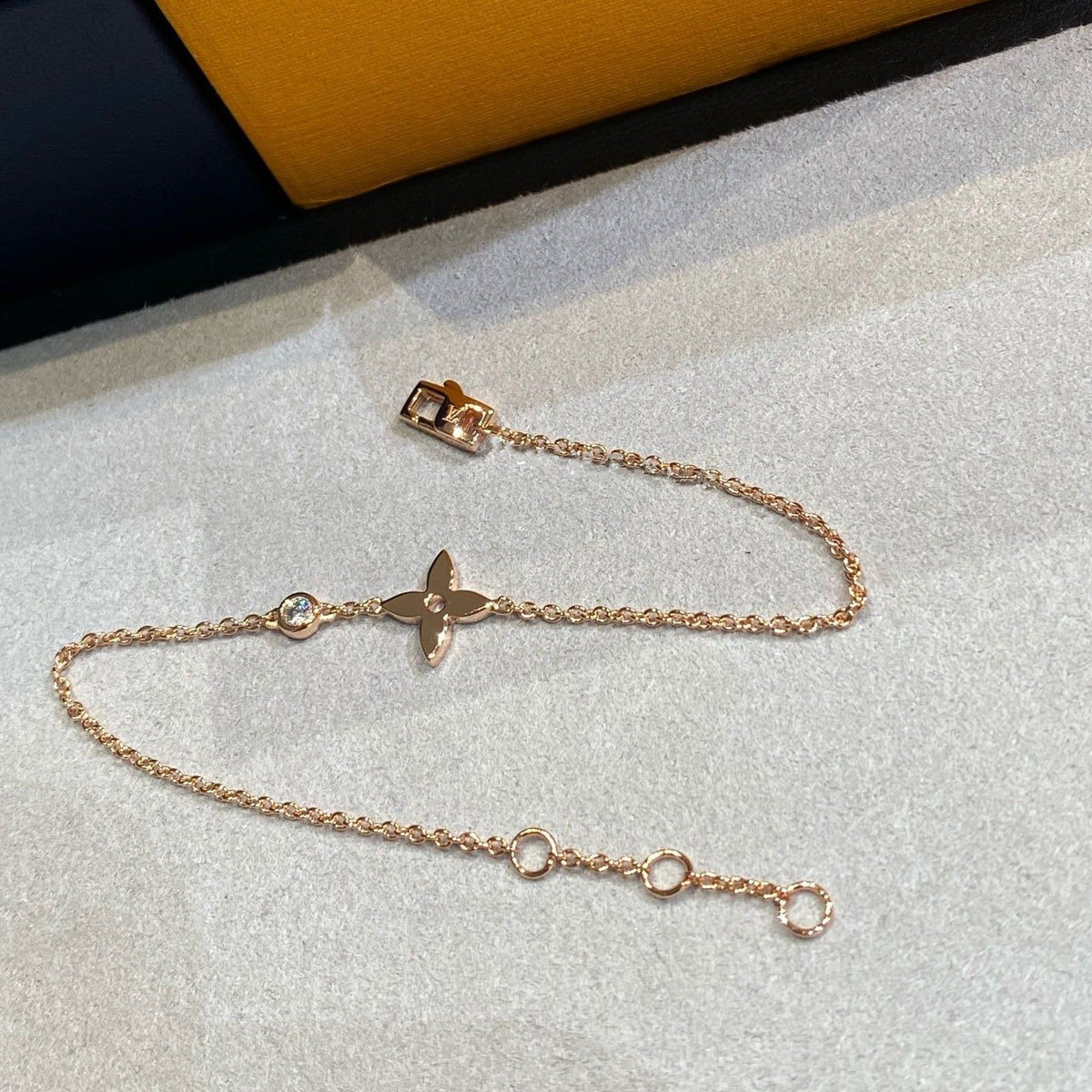 [⭐Novea]STAR DIAMOND PINK GOLD BRACELET