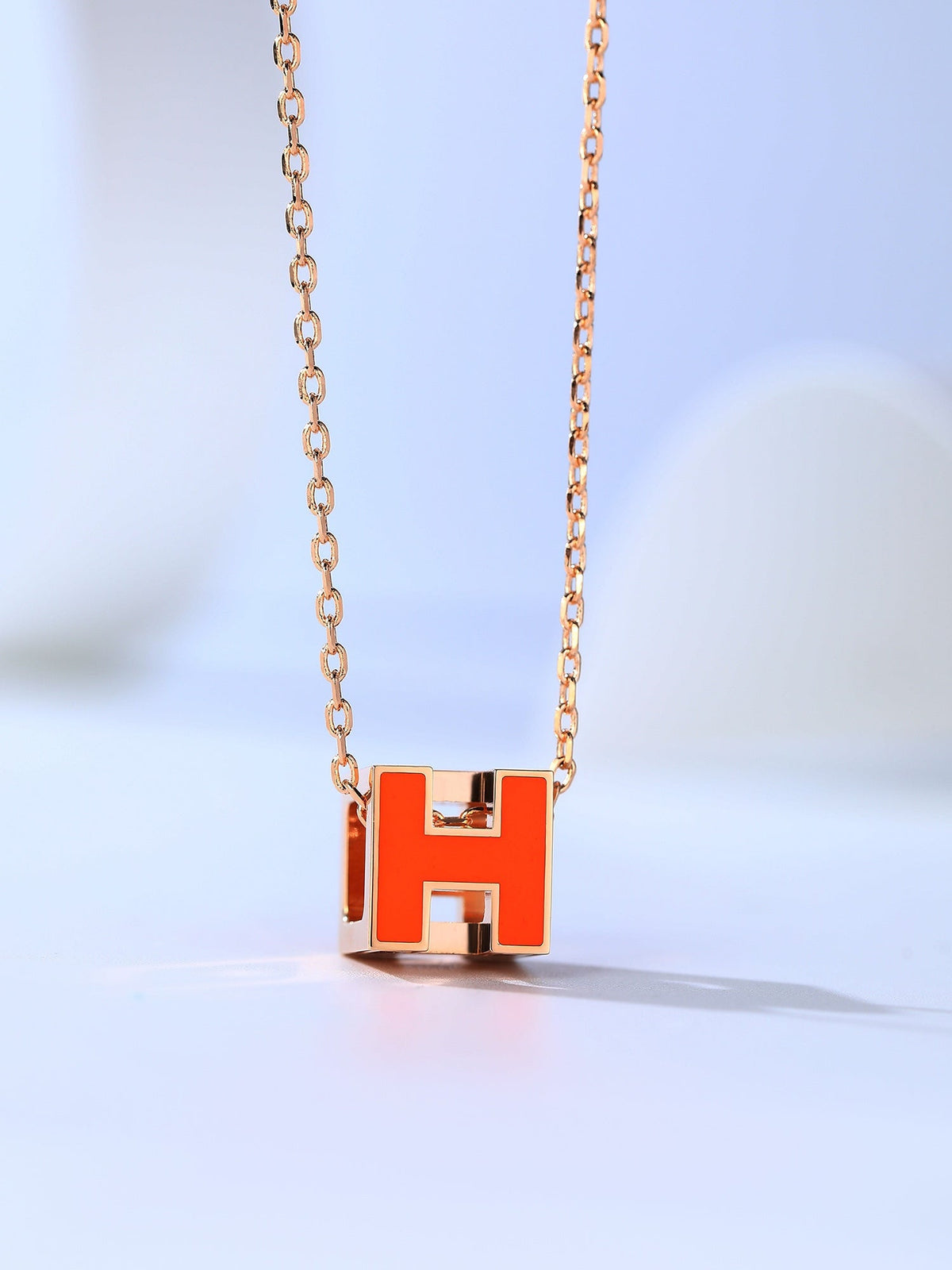 [⭐Novea]H CAGE PINK GOLD NECKLACE