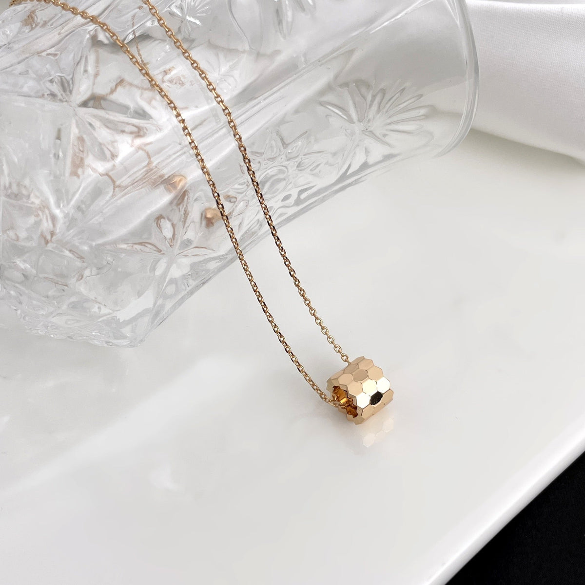 [⭐Novea]BEE MINI NECKLACE