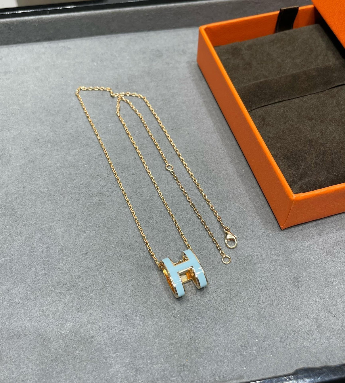 [⭐Novea]POP H SKY BLUE NECKLACE