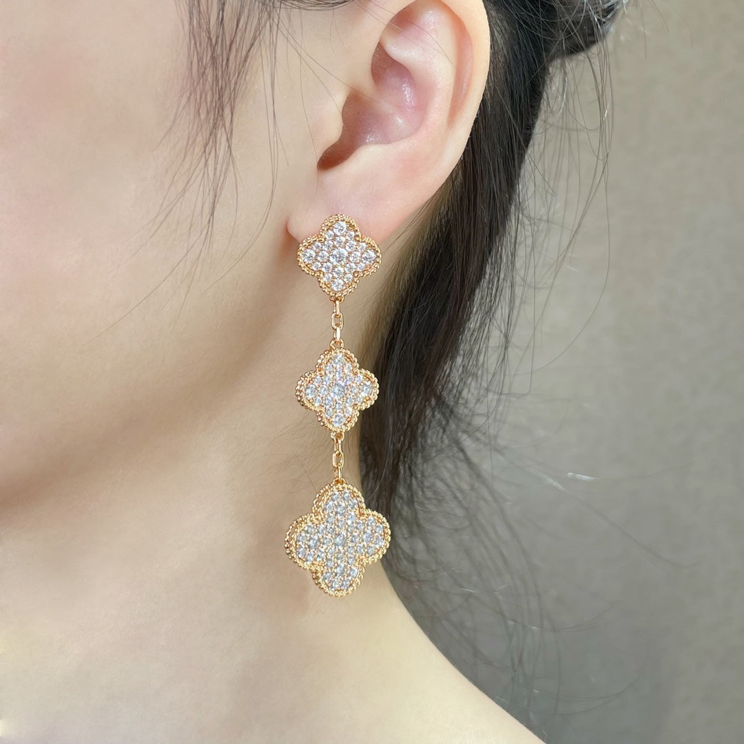 [⭐Novea]CLOVER 3 MOTIFS DIAMOND PAVED ROSE GOLD EARRINGS