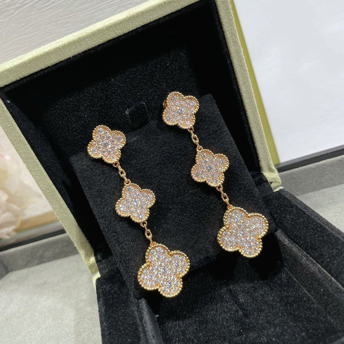 [⭐Novea]CLOVER 3 MOTIFS DIAMOND PAVED ROSE GOLD EARRINGS