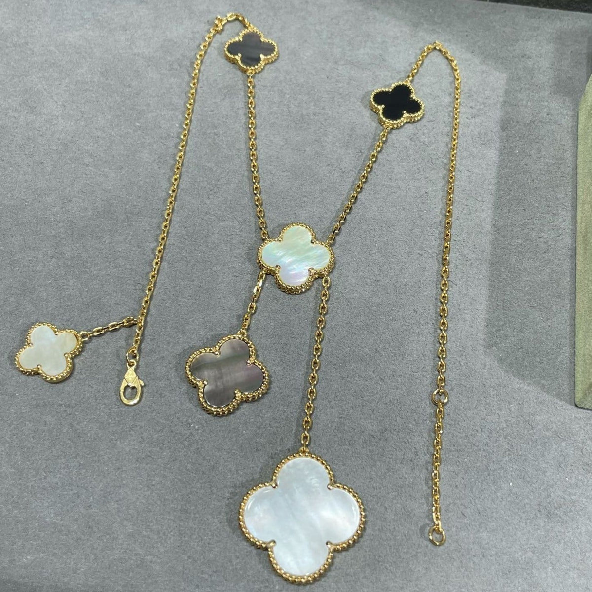 [⭐Novea]CLOVER 6 MOTIF MOP ONYX GOLD NECKLACE