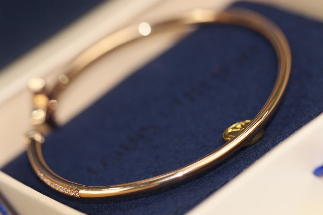 [⭐Novea]IDYLLE PINK GOLD OPEN BRACELET DIAMOND PAVED
