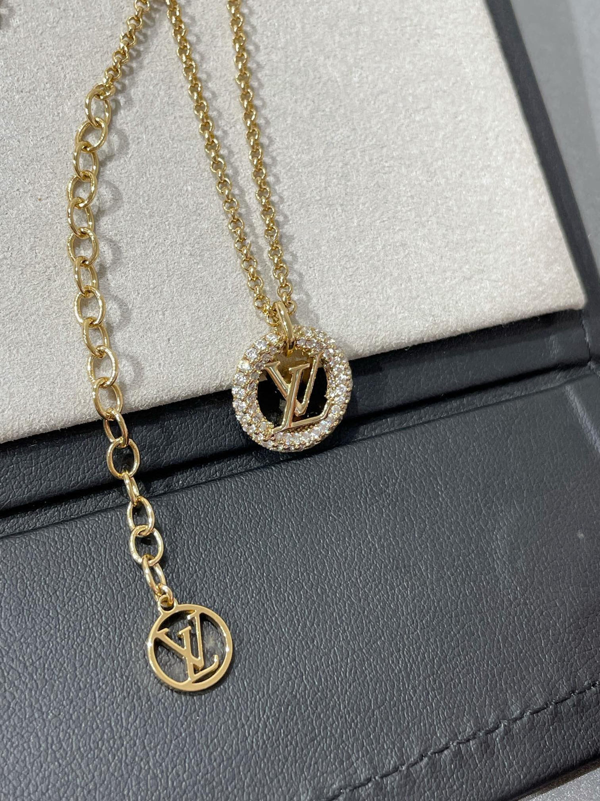 [⭐Novea]BY NIGHT DIAMOND PAVED NECKLACE