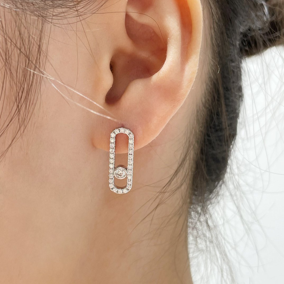[⭐Novea]MOVE UNO STUD DIAMOND PAVED EARRINGS