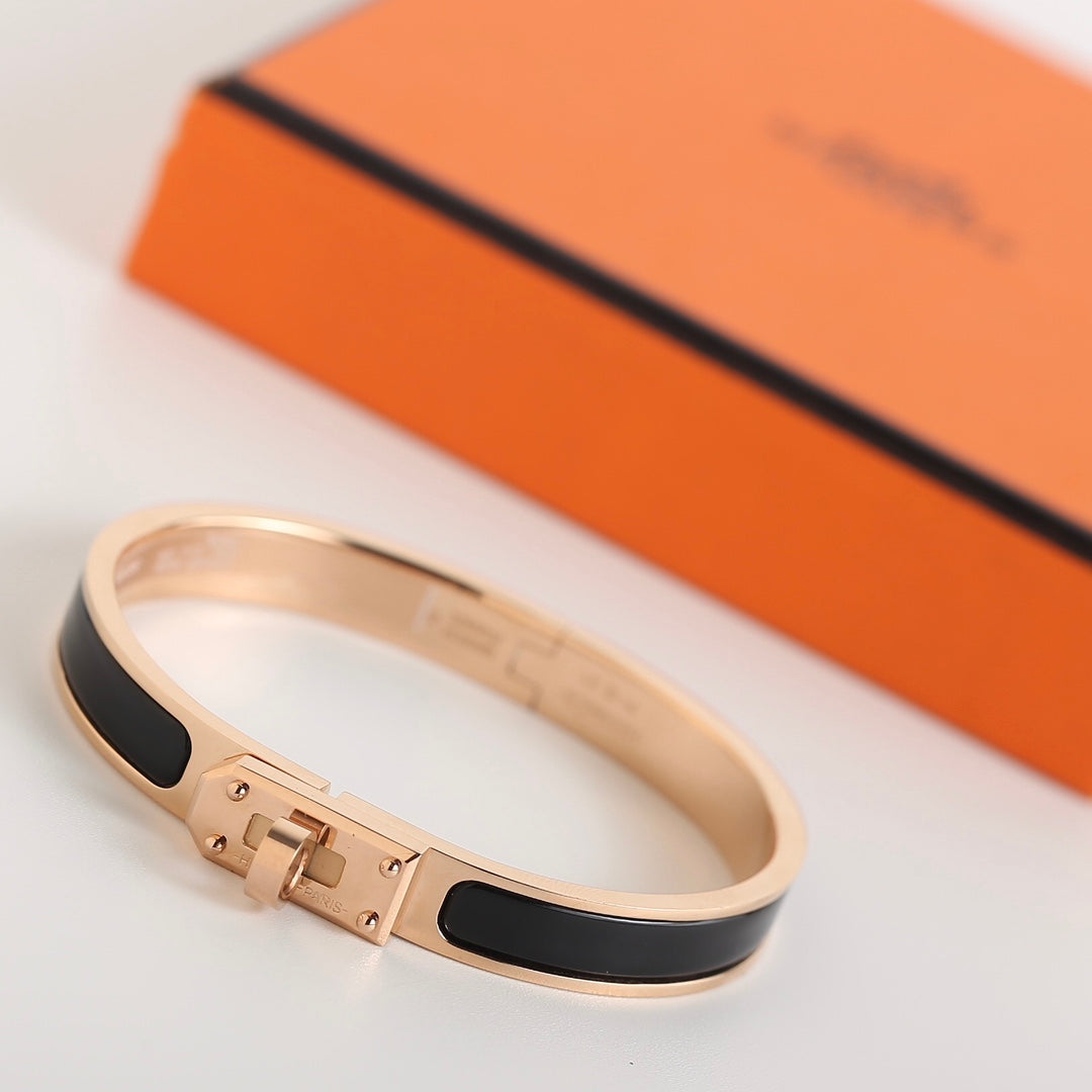 [⭐Novea]HM KELLY BLACK BRACELET