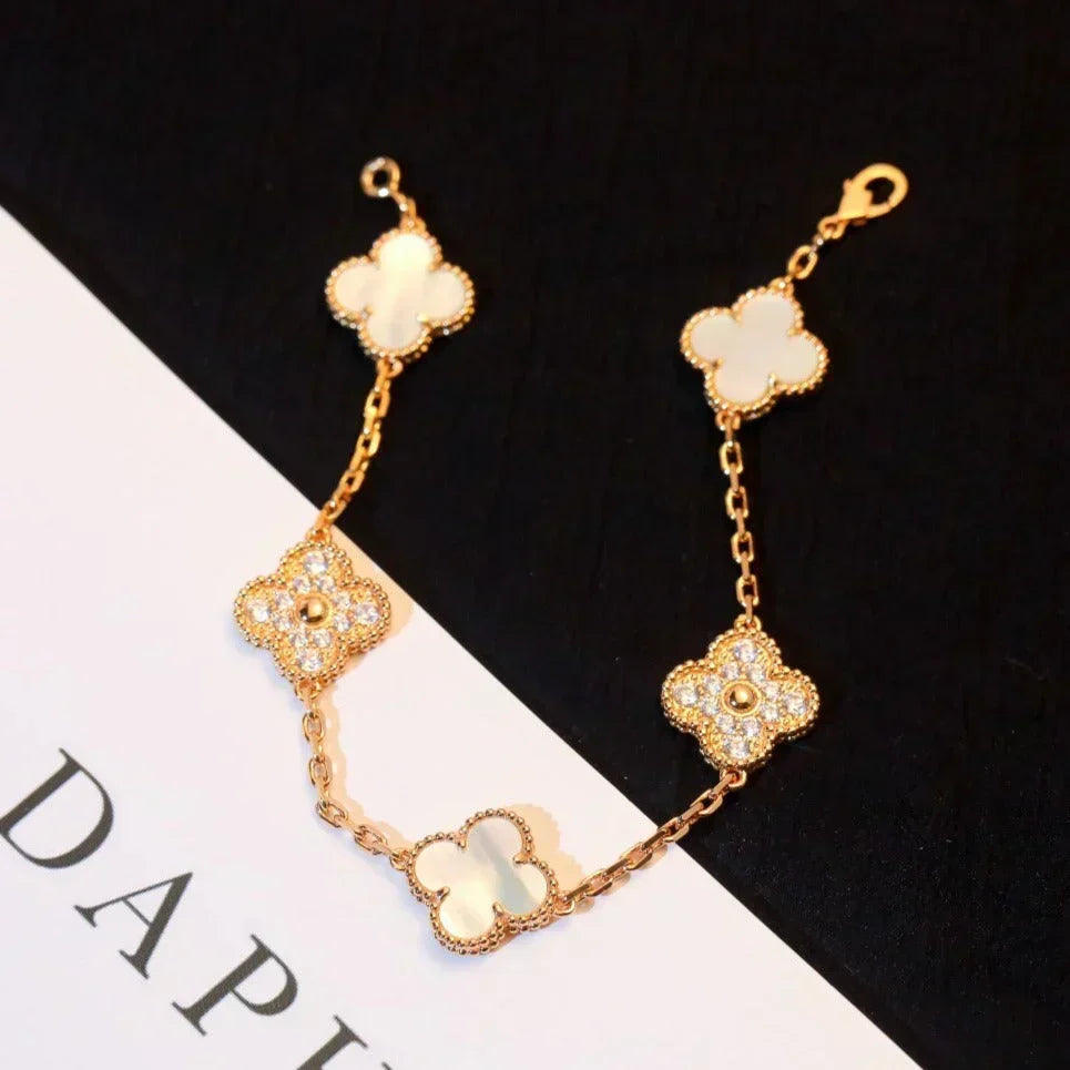 [⭐Novea]CLOVER WHITE PEARL MOP 5 MOTIF BRACELET COLLECTION