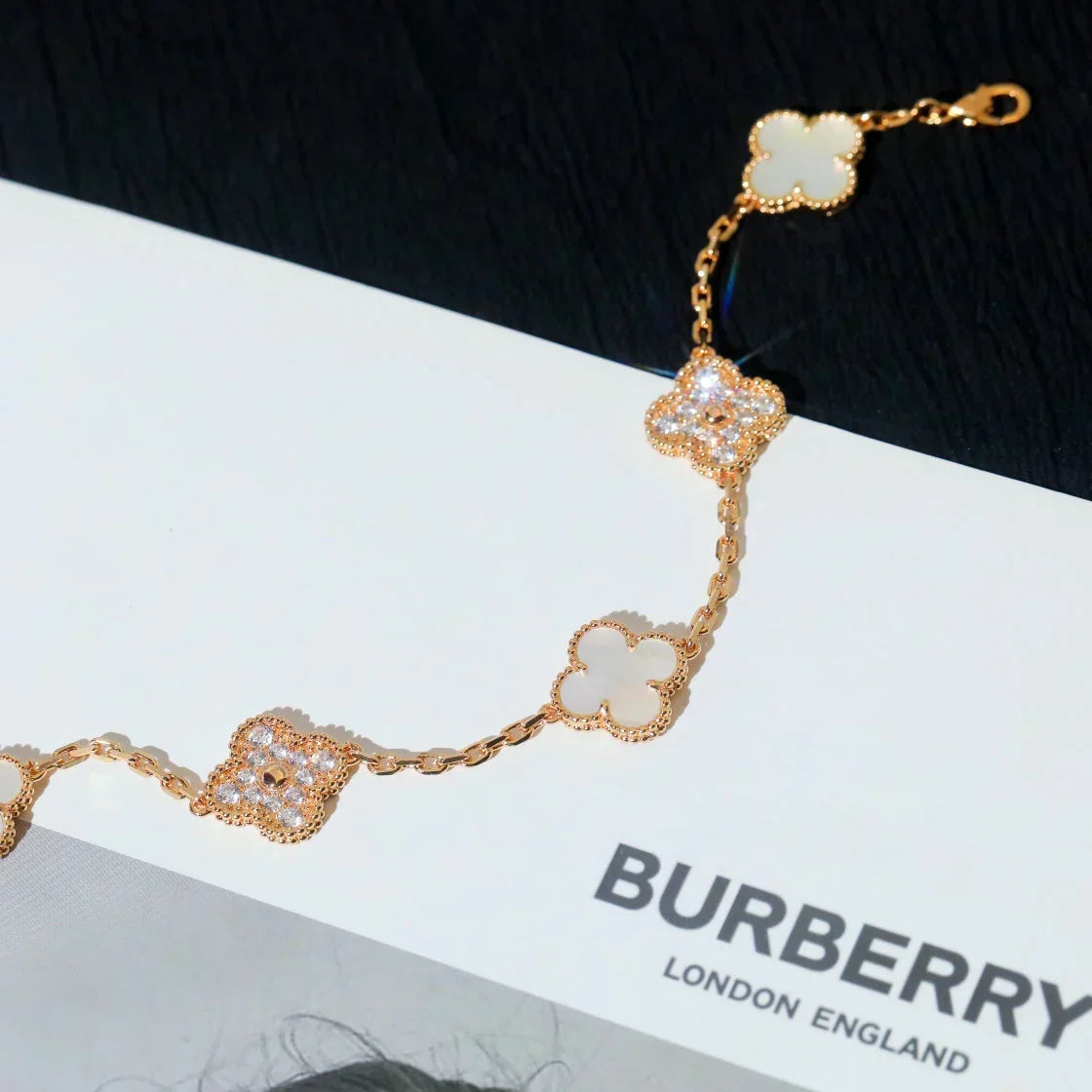 [⭐Novea]CLOVER WHITE PEARL MOP 5 MOTIF BRACELET COLLECTION