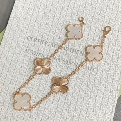 [⭐Novea]CLOVER WHITE PEARL MOP 5 MOTIF BRACELET COLLECTION
