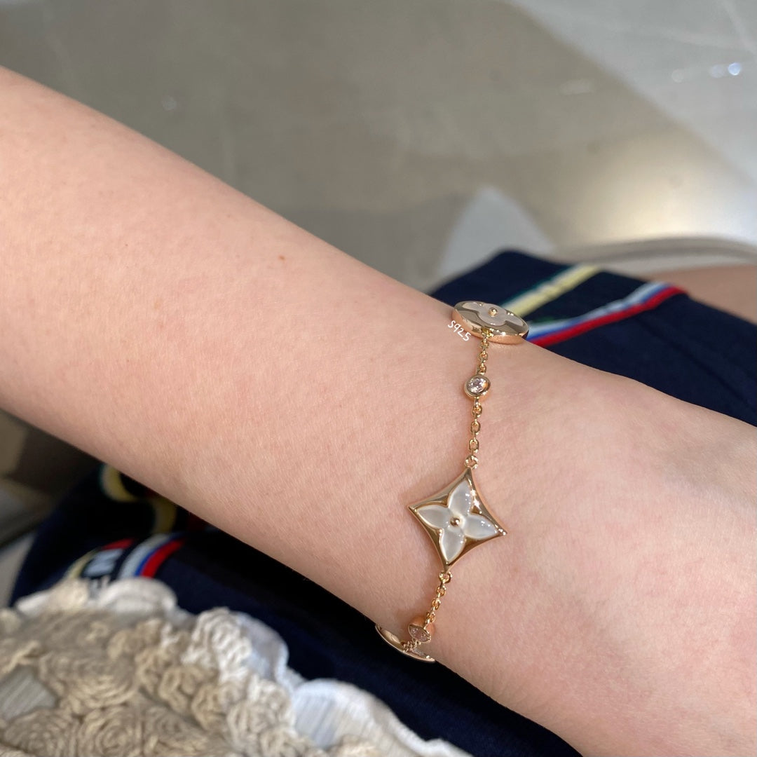 [⭐Novea]STAR AND SUN 4 MOTIF WHITE MOP PINK GOLD BRACELET