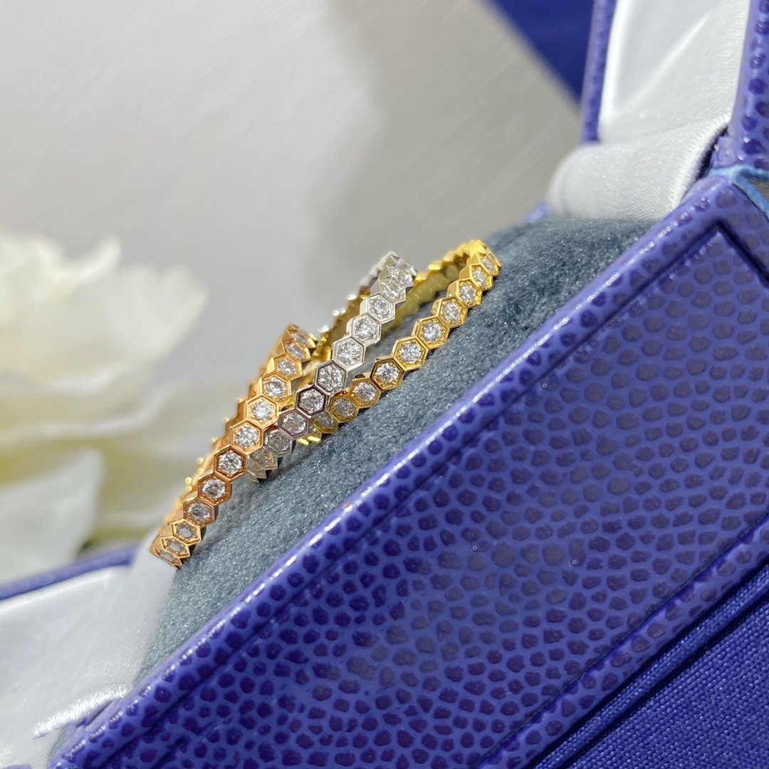 [⭐Novea]BEE LOVE DIAMOND PAVED SMALL RING
