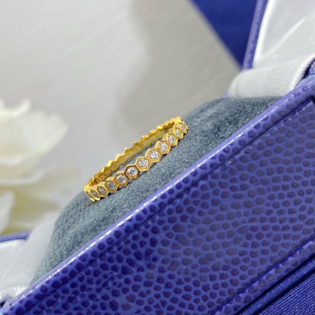 [⭐Novea]BEE LOVE DIAMOND PAVED SMALL RING