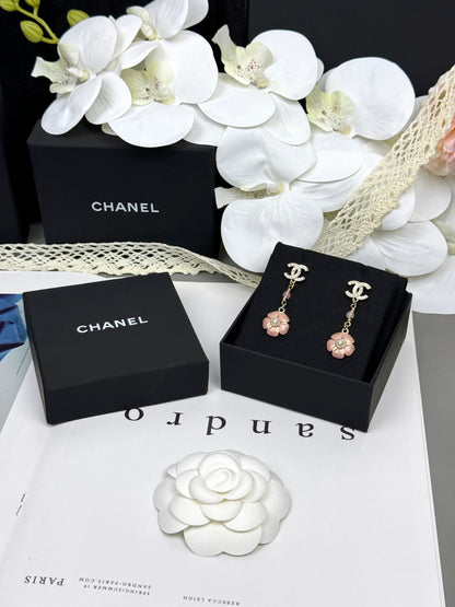 [⭐Novea]26C Pink Camellia Enamel Pendant with Double C Earrings