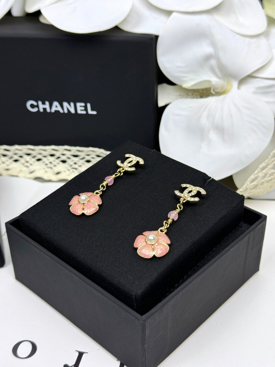 [⭐Novea]26C Pink Camellia Enamel Pendant with Double C Earrings