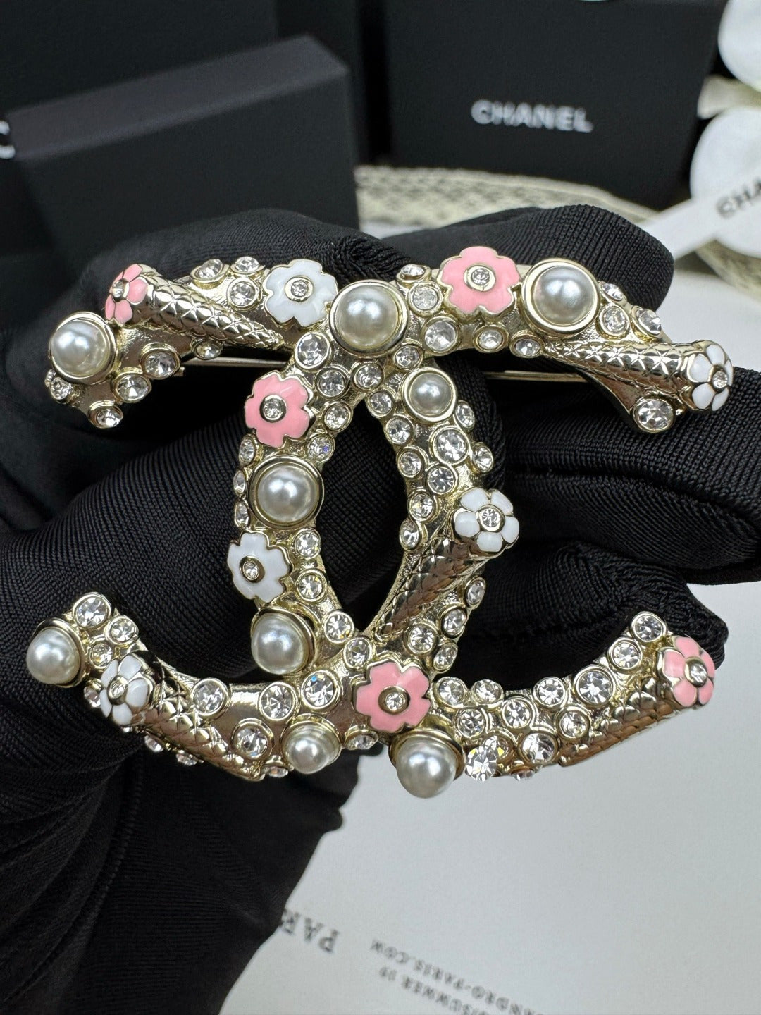[⭐Novea]26C Pink-White Enamel Ice Cream Cone Double C Brooch