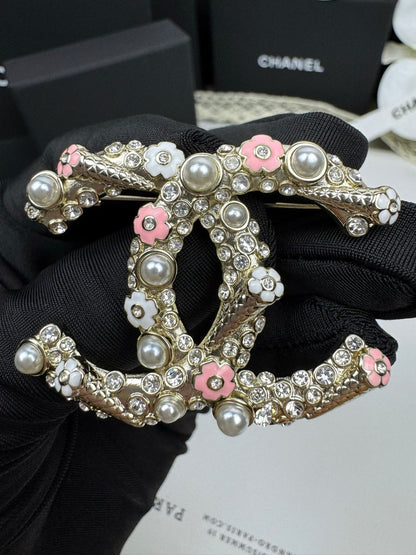 [⭐Novea]26C Pink-White Enamel Ice Cream Cone Double C Brooch