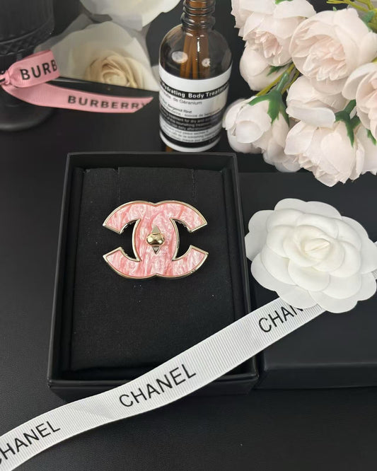 [⭐Novea]Pink Resin Classic Brooch 5cm