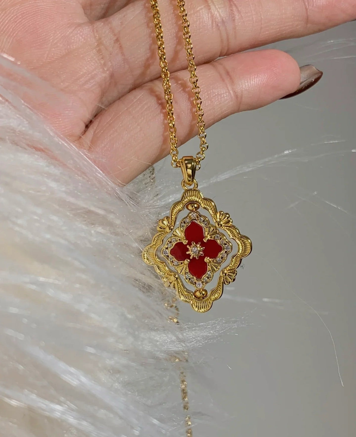 [⭐Novea] B.C.L ENAMEL ROTATING SINGLE-DIAMOND NECKLACE（Various colors）