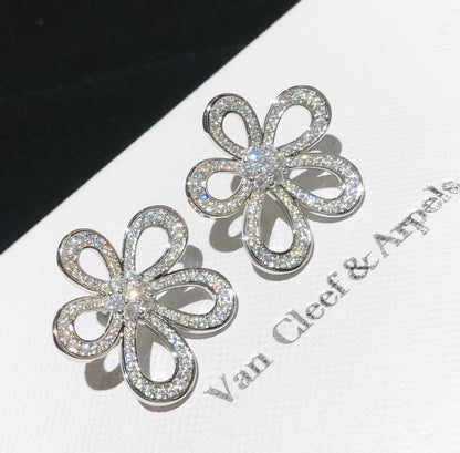[⭐Novea]FLOWERLACE EARRINGS FULL DIAMONDS