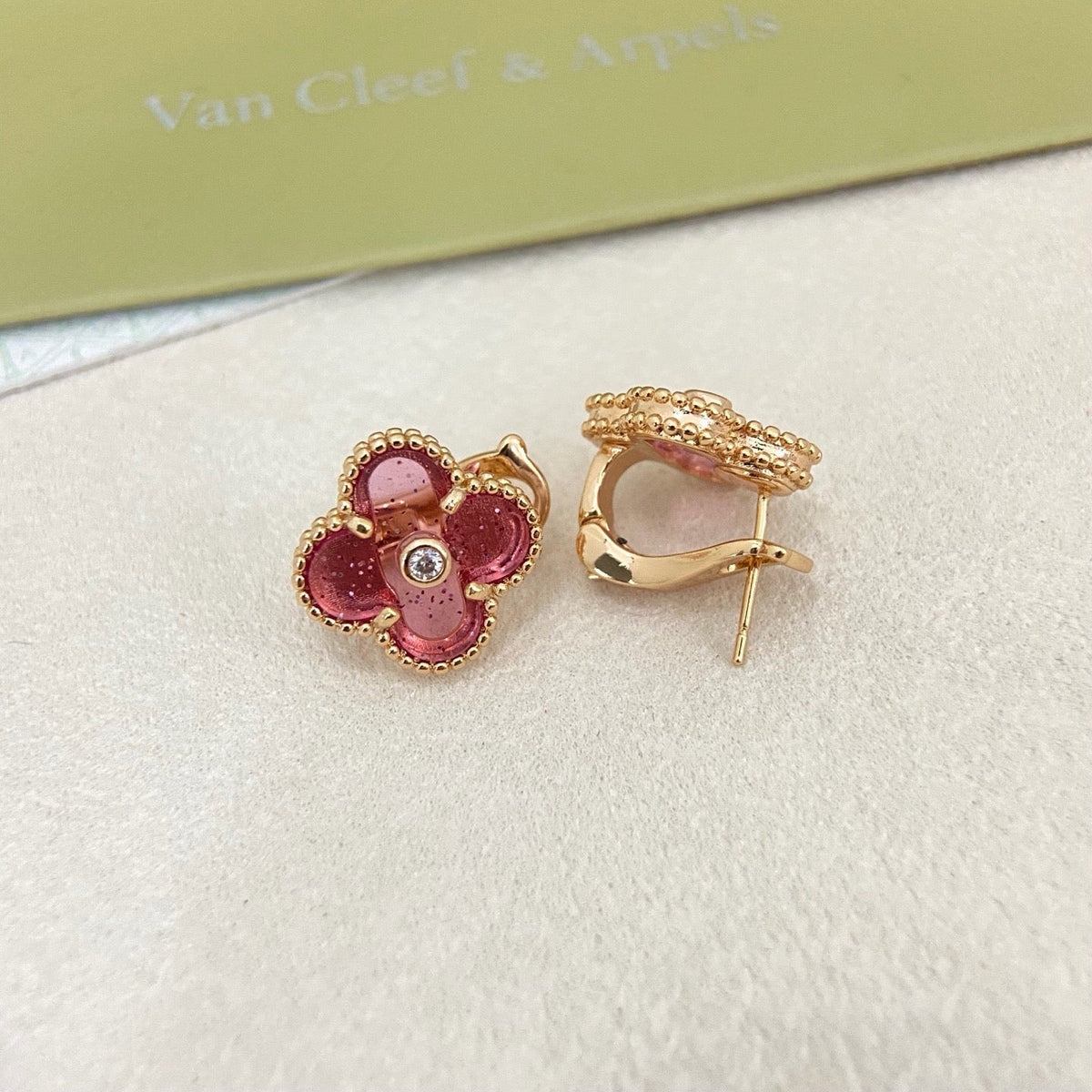 [⭐Novea]2026 NEW  CLOVER 1 MOTIFPINK ENAMEL STUD EARRINGS WITH DIAMONDS2