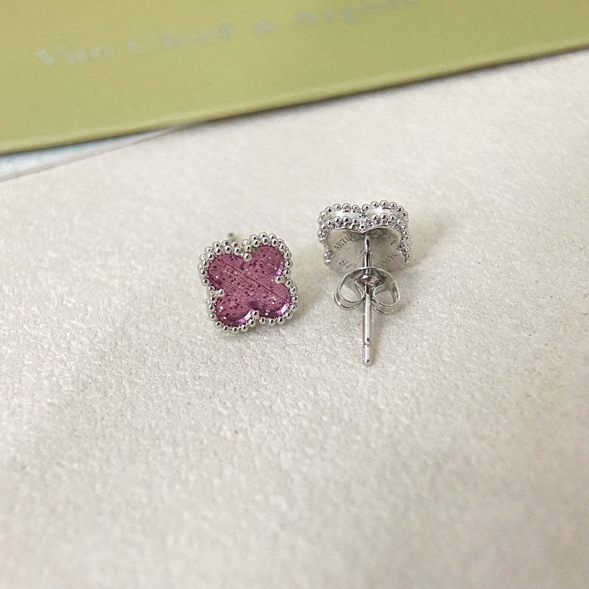 [⭐Novea]2026 NEW MINI CLOVER 1 MOTIF  BUBBLE PINK ENAMEL