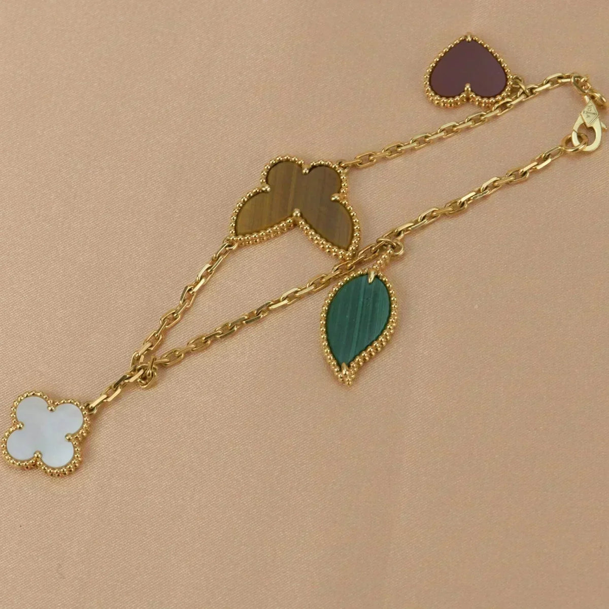 [⭐Novea]LUCKY SPRING 5 MOTIF GOLD BRACELET