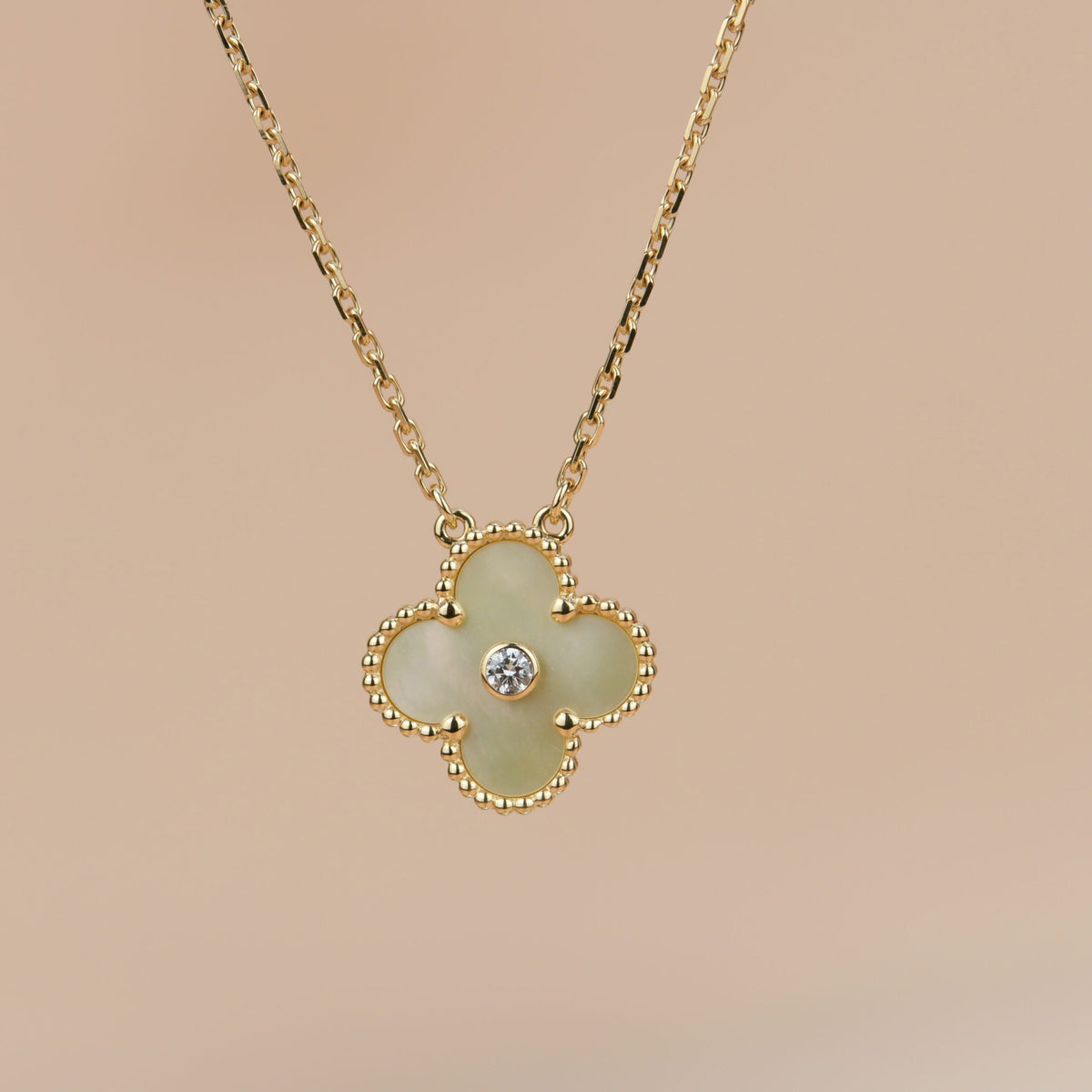 [⭐Novea]CLOVER 15MM DIAMOND GOLD MOTHER OF PEARL NECKLACE
