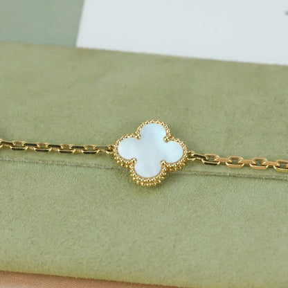 [⭐Novea]CLOVER WHITE PEARL MOP 5 MOTIF BRACELET COLLECTION
